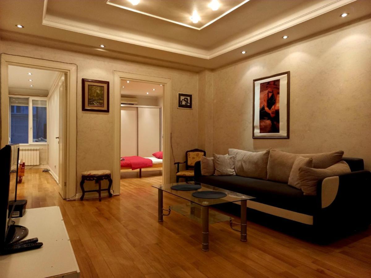 Alex Lux Apartment